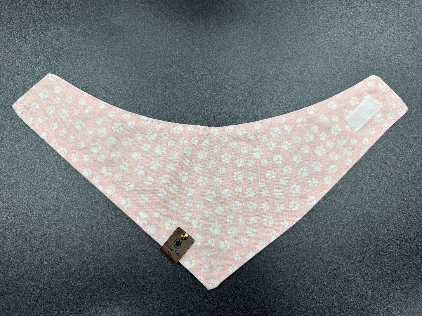 Foulard rose Petit Boutique Poilue & Co.